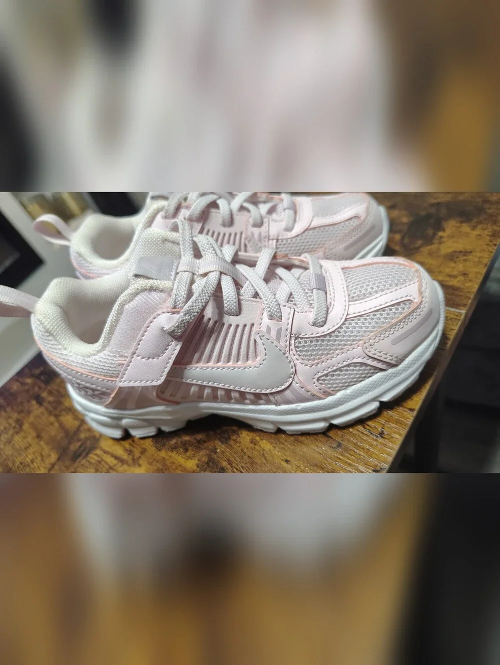 Nike Kids Pink Vomero 5 Size 13c